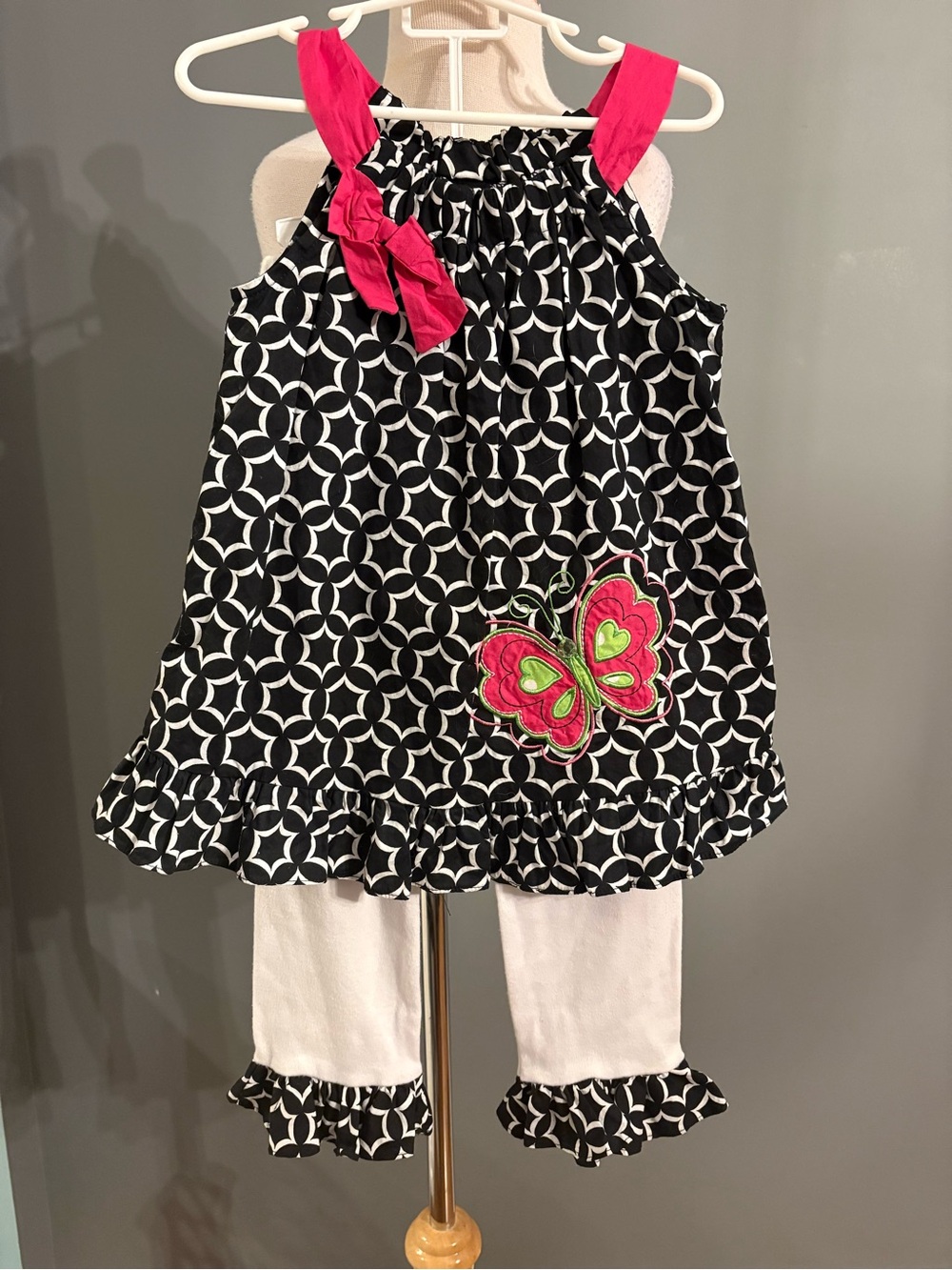 Black & Hot Pink Butterfly Ruffle Girls Matching Set